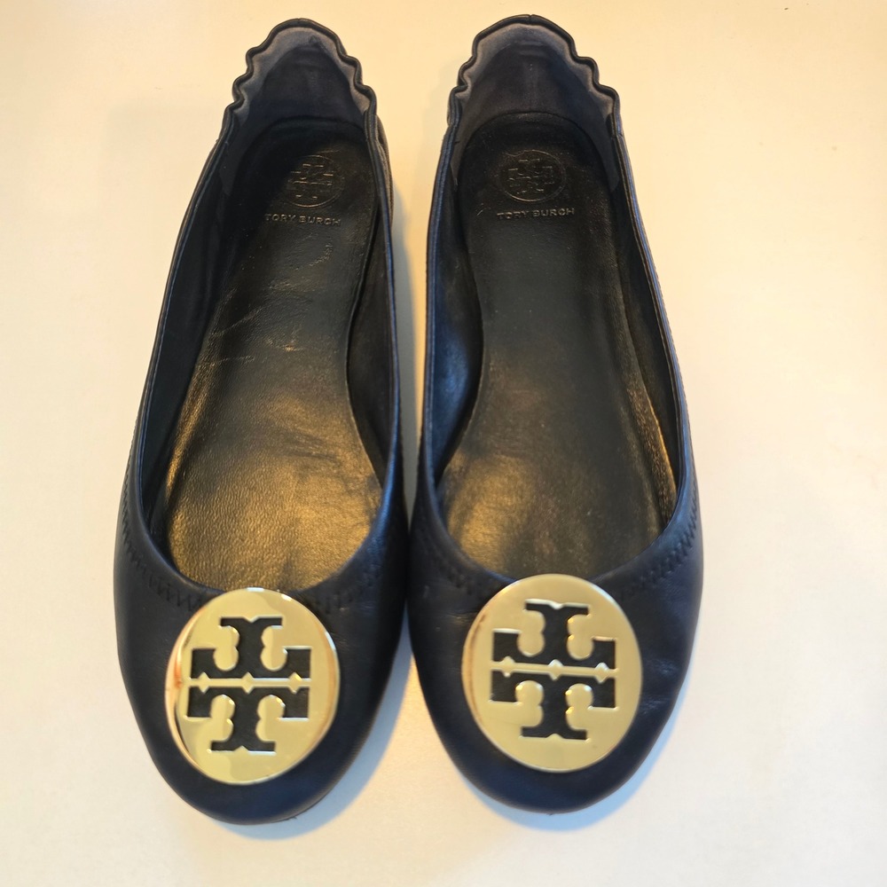 Tory Burch Minnie Travel Ballet Flats Black Leather Gold Logo Medallion Size 8